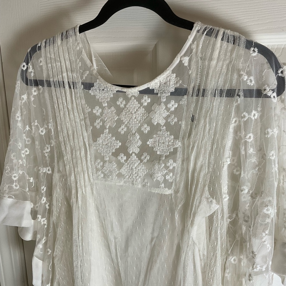 Zara Basic Collection Embroidered Lace Kaftan Top… - image 6